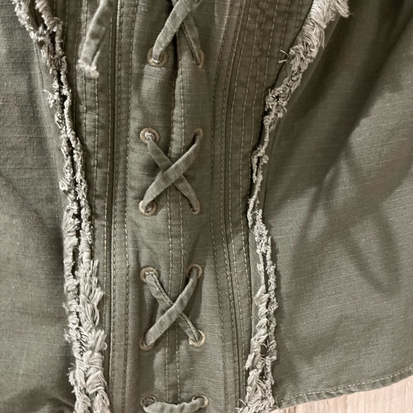 ABS Allen Schwartz Khaki Lace-Up Crop Top - Picture 2 of 4